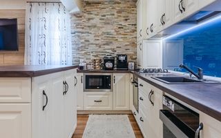 Apartament exclusivist – etaj integral, stradă privată, zonă de case! - Poză 1