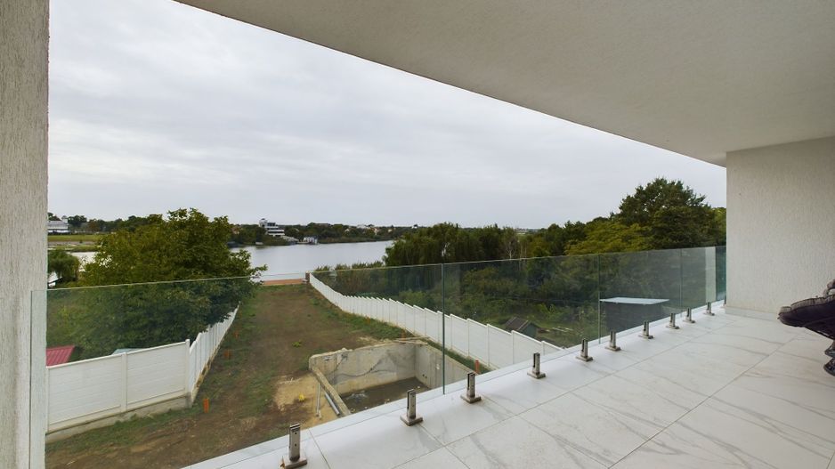 Vilă extravagantă pe Lacul Snagov - Poză 26