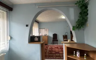 De vânzare Casă în Grădiște, curte + grădină proprie generoasă Arad - Poză 20