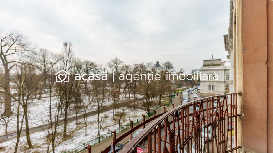 Apartament 3 camere spațios ultracentral, cu vedere la parcul Eminescu - Poză 1