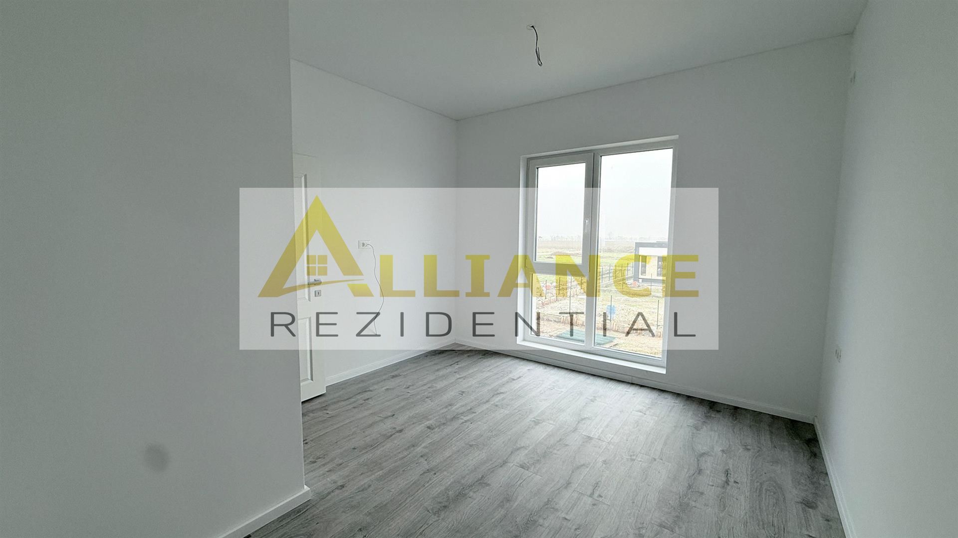 Vila individuala  - 4 camere 3 bai - 323mp teren - Poză 11