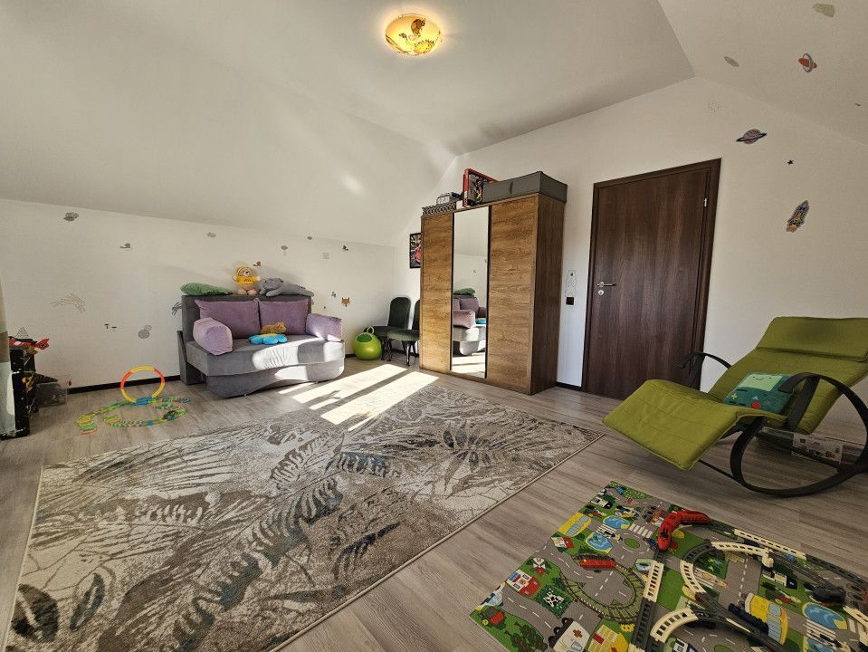 Vilă P +M în centrul orașului Otopeni, 7 + camere, anexe apartament - Poză 14