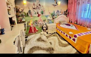 Vand apartament 3 camere, in vila, zona Unirii - Poză 3