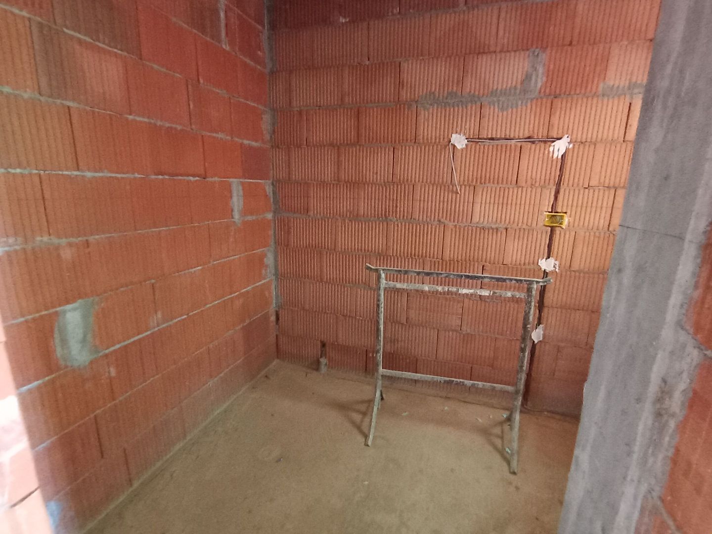 Sanandrei, Duplex pe Parter, 3 dormitoare, 2 Bai, Pozitie excelenta - Poză 8