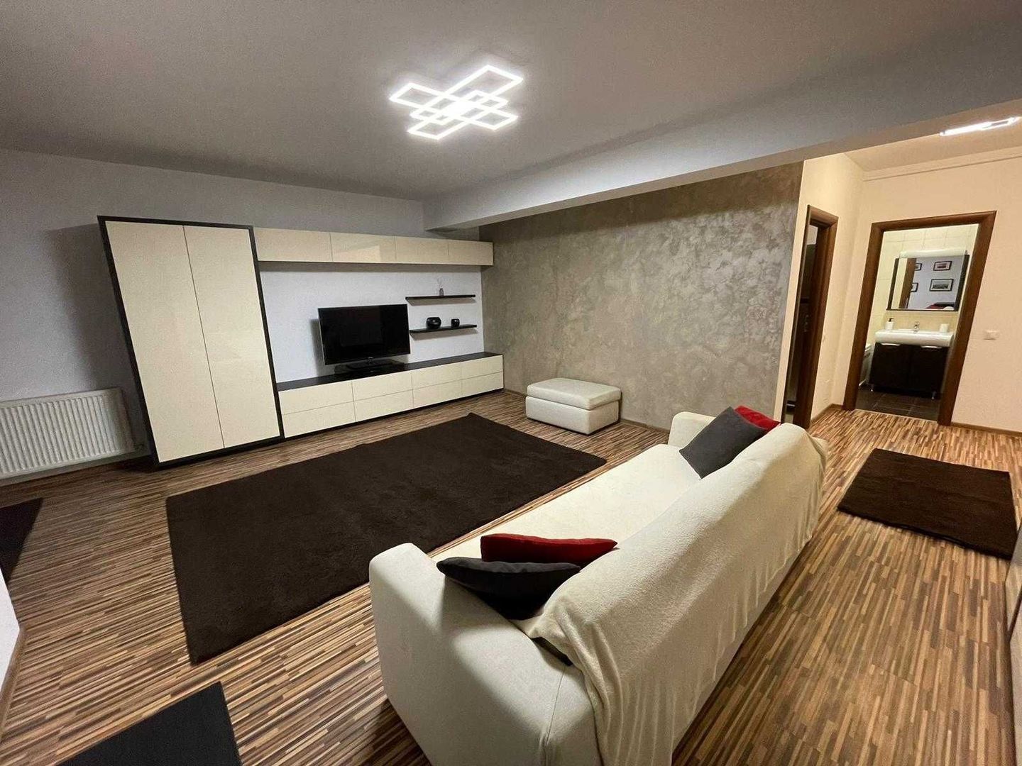 Inchiriere apartament 2 camere langa Gran Via Park - Poză 1