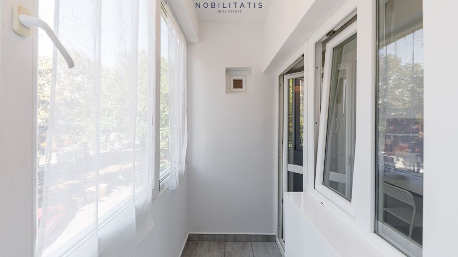 Un apartament cum rar găsești, în centrul orasului | 4 camere & 2 bai - Poză 30