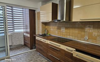 Apartament cochet cu 3 camere  Etaj 1  Lift  Vasile Aaron - Poză 3