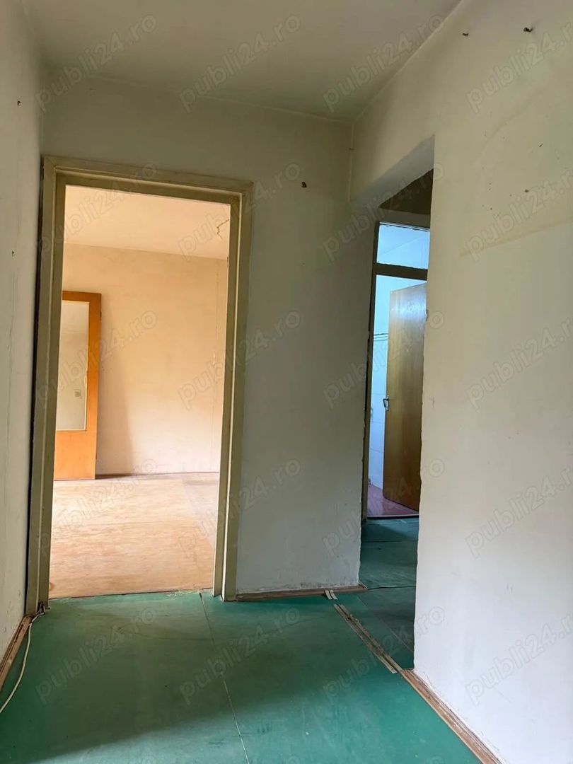 Vanzare apartament 4 camere, decomandat, etaj 1 - Rahova, Sos.Salaj - Poză 8