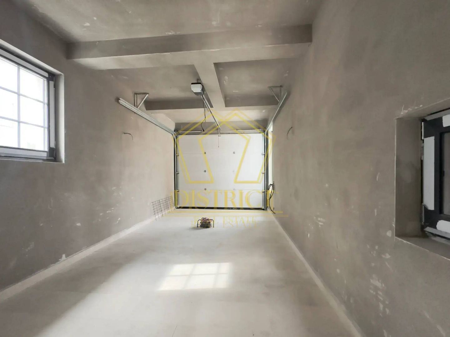 Casa superba cu 5 camere si garaj | Dumbravita - Poză 5