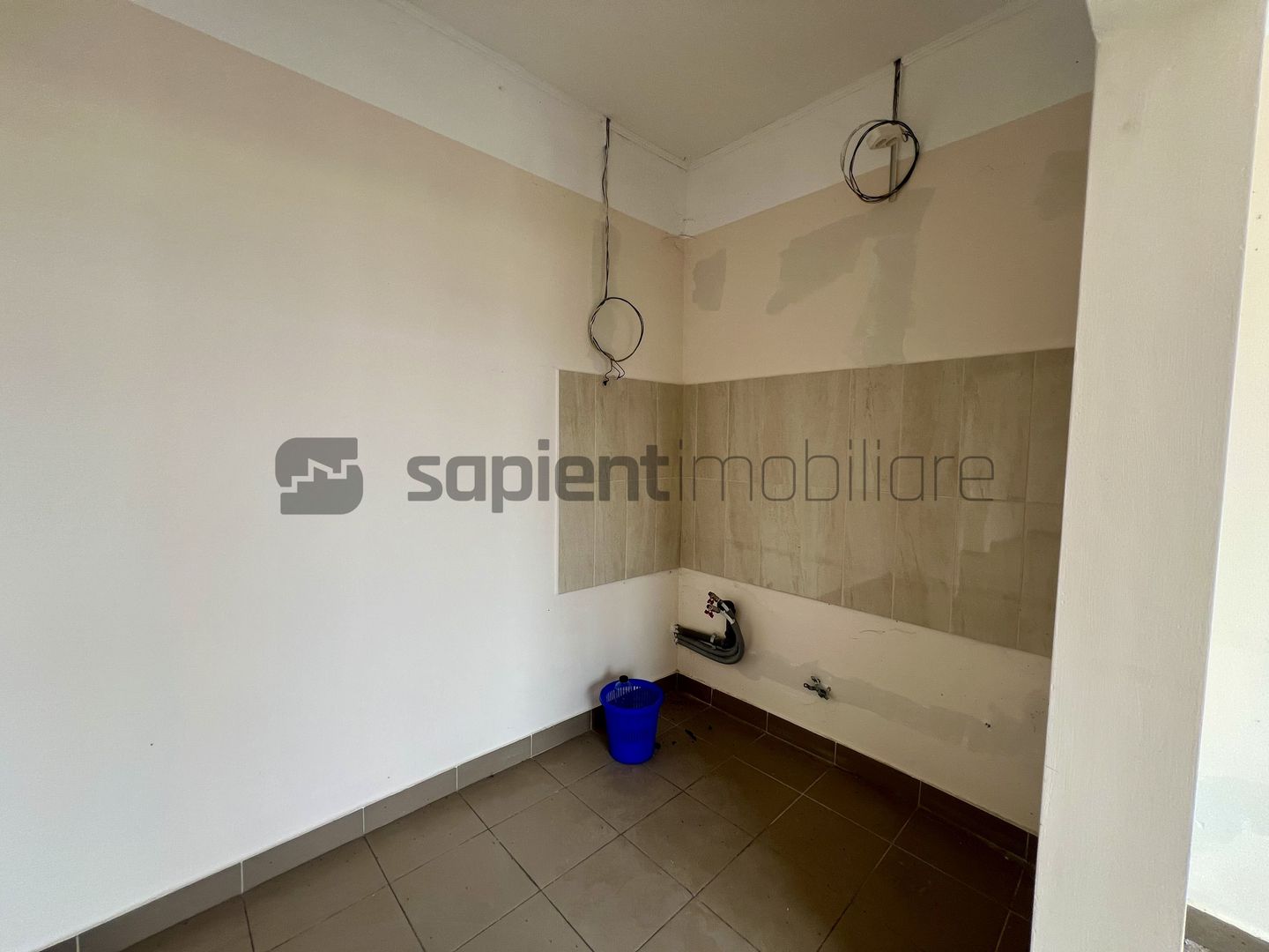 Sapient | Spatiu comercial în zona Oneștilor, Oradea - Poză 9