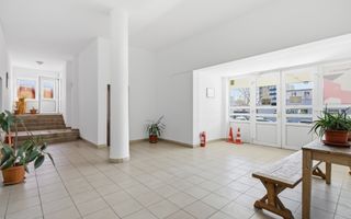 FALEZA NORD cladire multifunctionala 4600 mp cu acces din Bdul Mamaia! - Poză 10