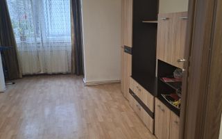 Vând apartament 3 camere - Poză 2