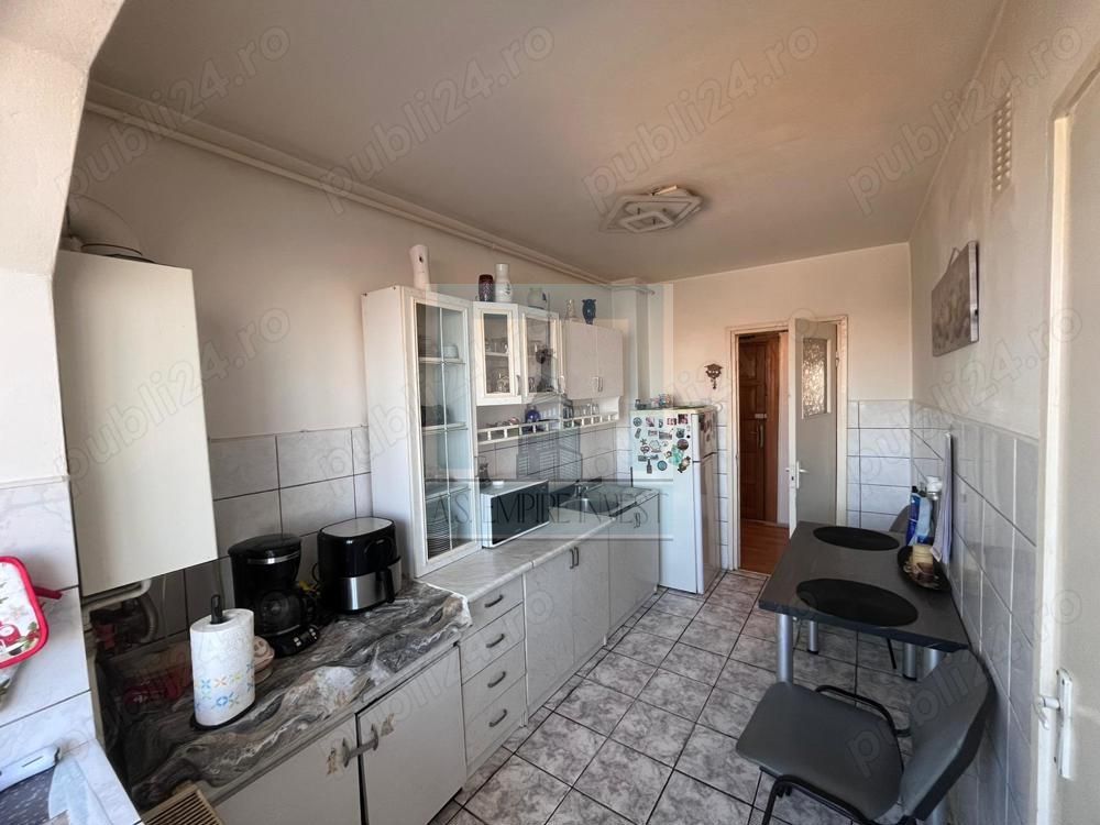 Apartament 3 camere - zona Astra / Calea București - Poză 3