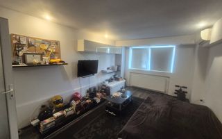 Vand apartament 2 camere Centru - Poză 8