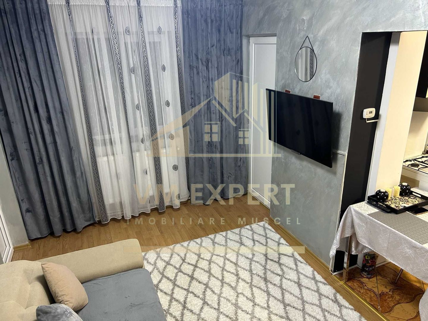 APARTAMENT 3 CAMERE ETAJ 3 VISOI - Poză 6