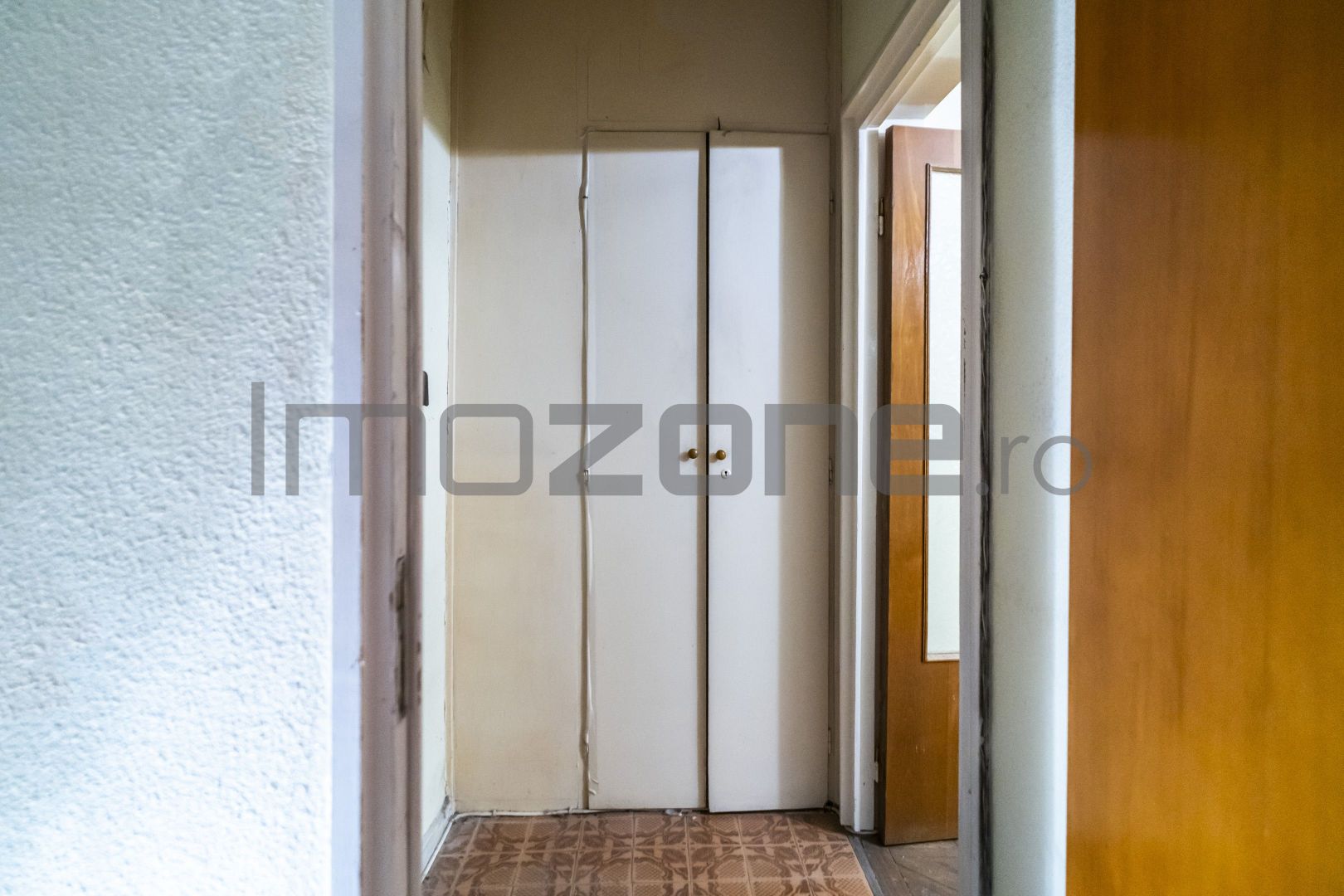 Drumul Taberei 3 camere, 4/10, bloc stradal, c-tie 1980, bucatarie mare, 2 bai - Poză 11