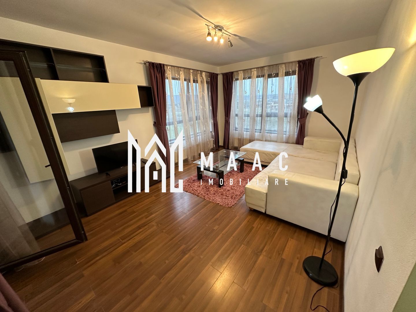 Apartament 2 camere | Etaj2 | Balcon | Decomandat | Selimbar - Poză 1