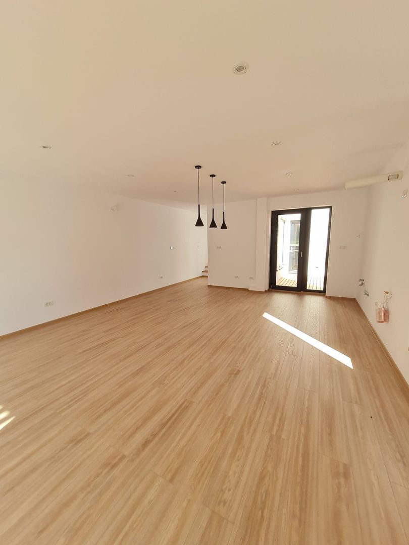 Minimalist în Timișoara - Poză 25