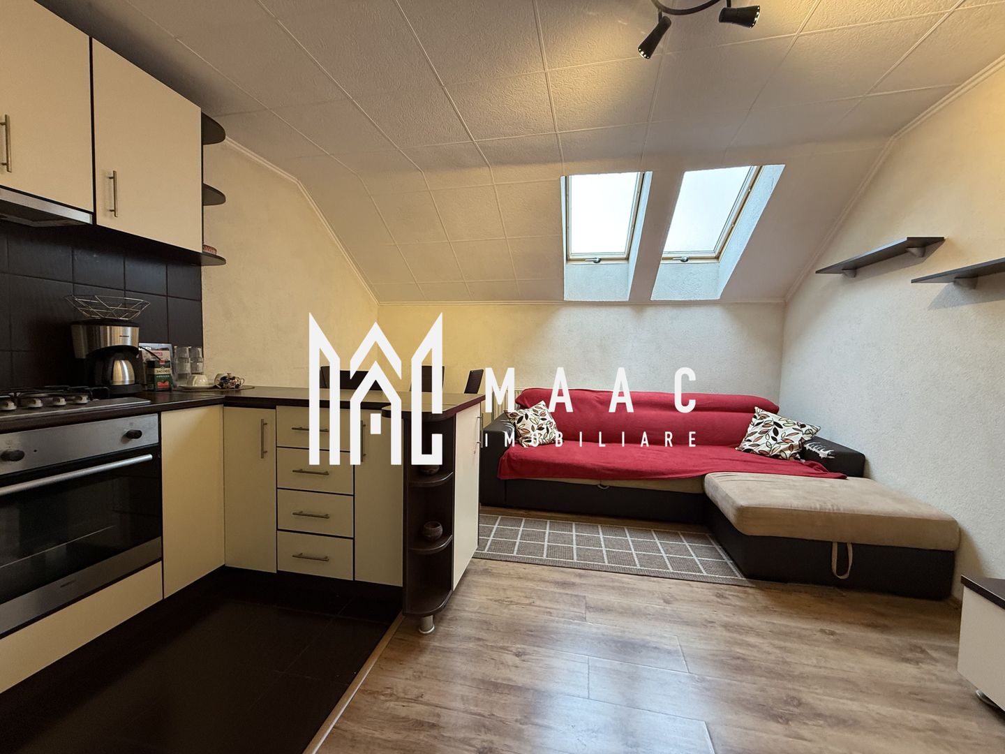 Apartament 2 camere | Mobilat complet | Decomandat | Strand - Poză 2