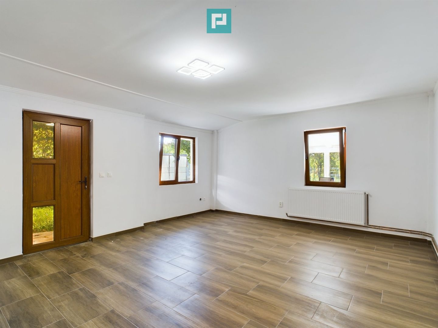 Casă cu 4 camere în Urseni, complet renovată! - Poză 17