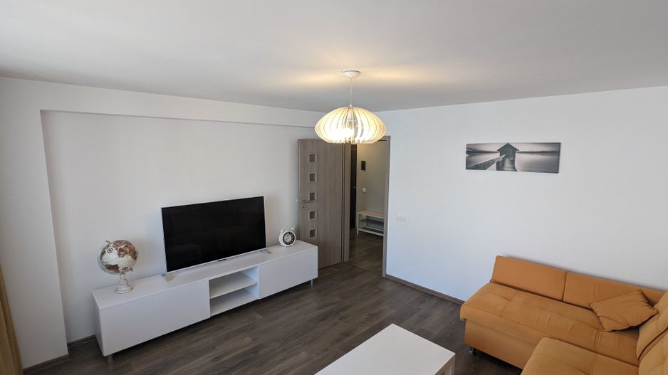 Langa Mall Coresi, in complexul Urban, 2 camere mobilate, 550 euro/luna - Poză 3