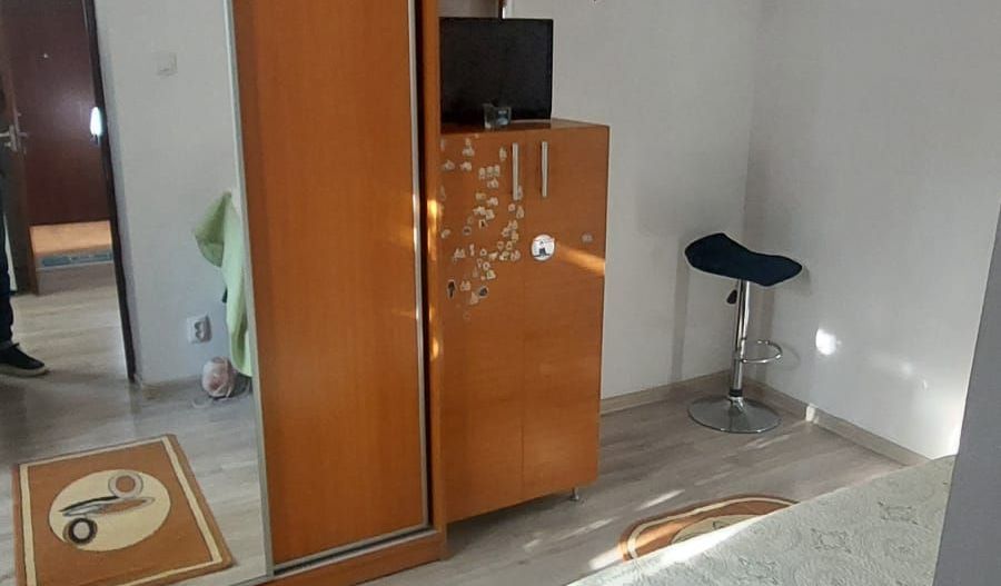 Apartament 2 camere decomandat, boiler apa calda,  5 min metrou Muncii - Poză 1