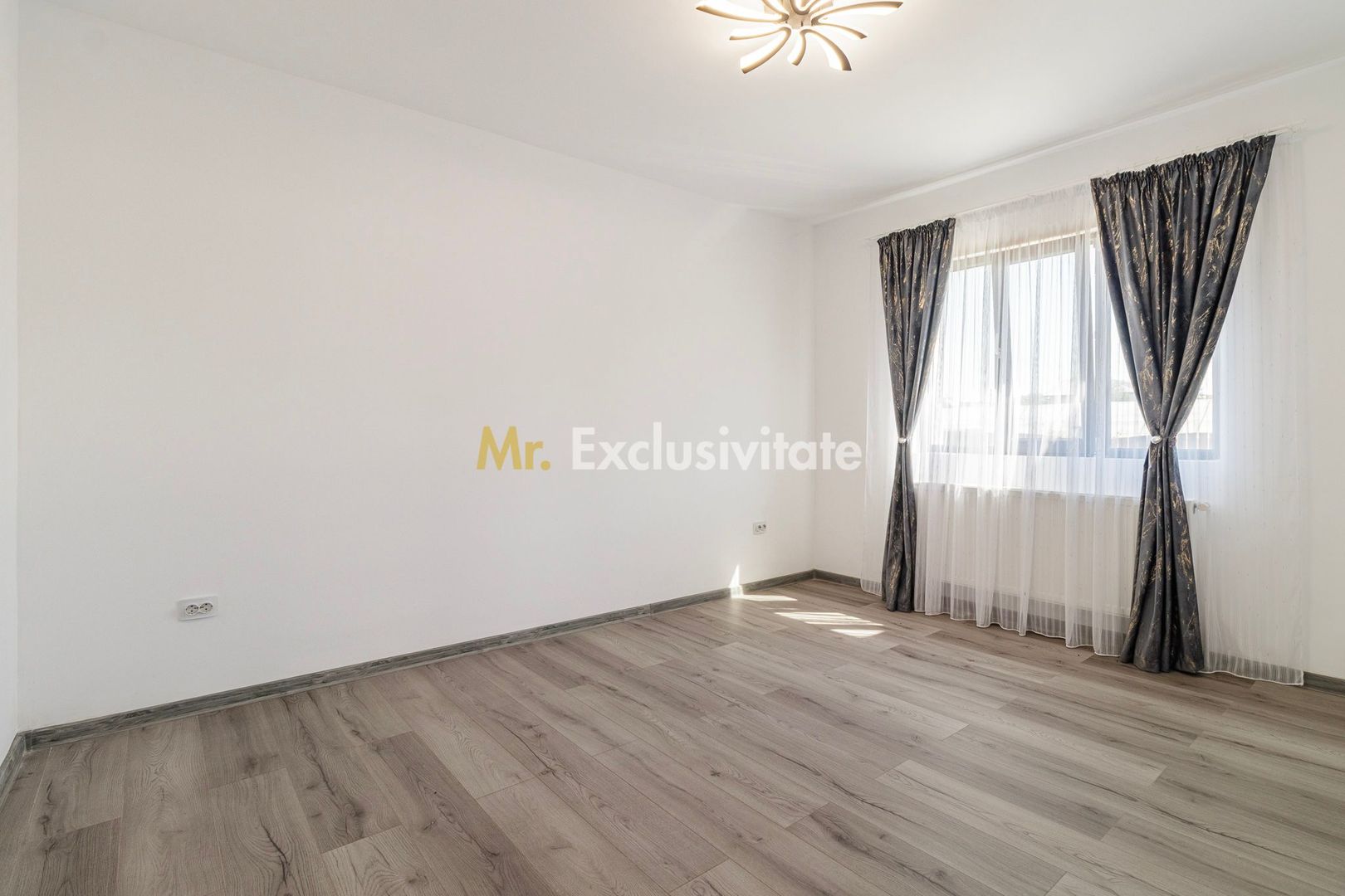 Casa la sat, constructie noua, la 20 de km de Bucuresti - Poză 12