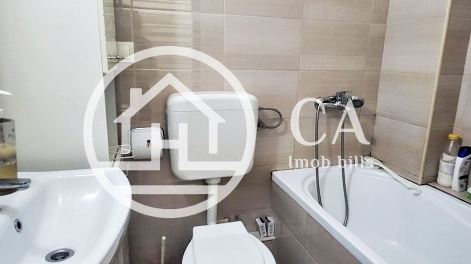 Apartament 2 camere de vanzare in Zona Rogerius, Oradea - Poză 6