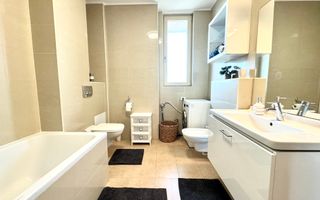 Apartament cu 4 camere, elegant si modern, in zona Centrala- Tender - Poză 21