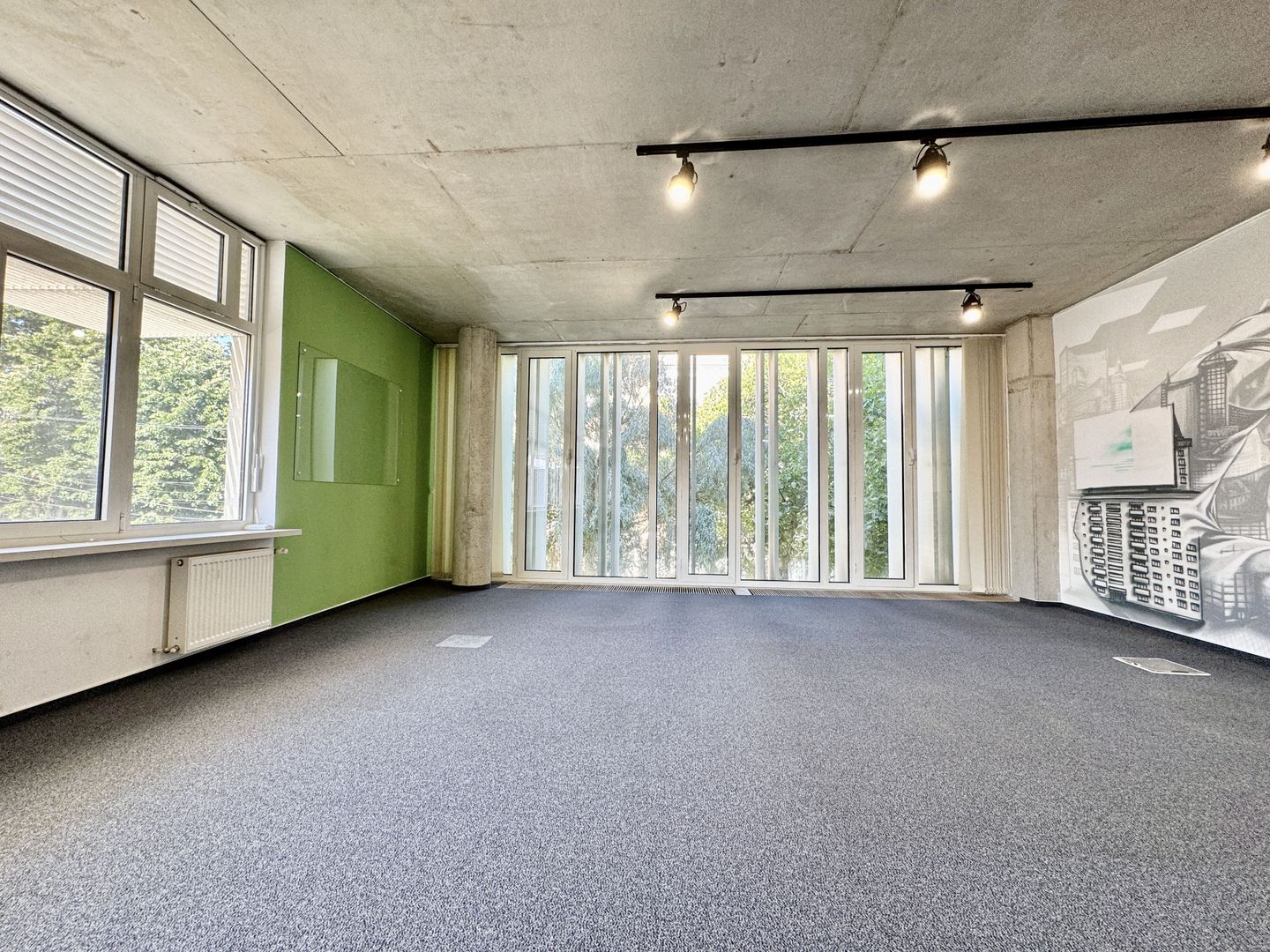 Clădire de birouri în zona Centrală - Poză 15