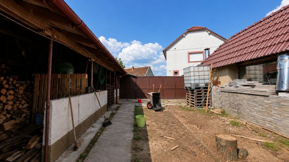 CASA RENOVATA DE VANZARE, SALONTA - Poză 15