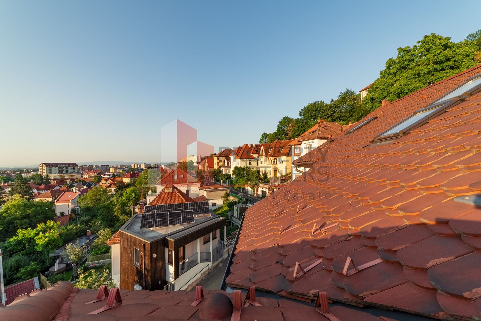 Apartament Duplex Elegant cu Terasă Panoramică – Dealul Cetății, Brașov - Poză 3