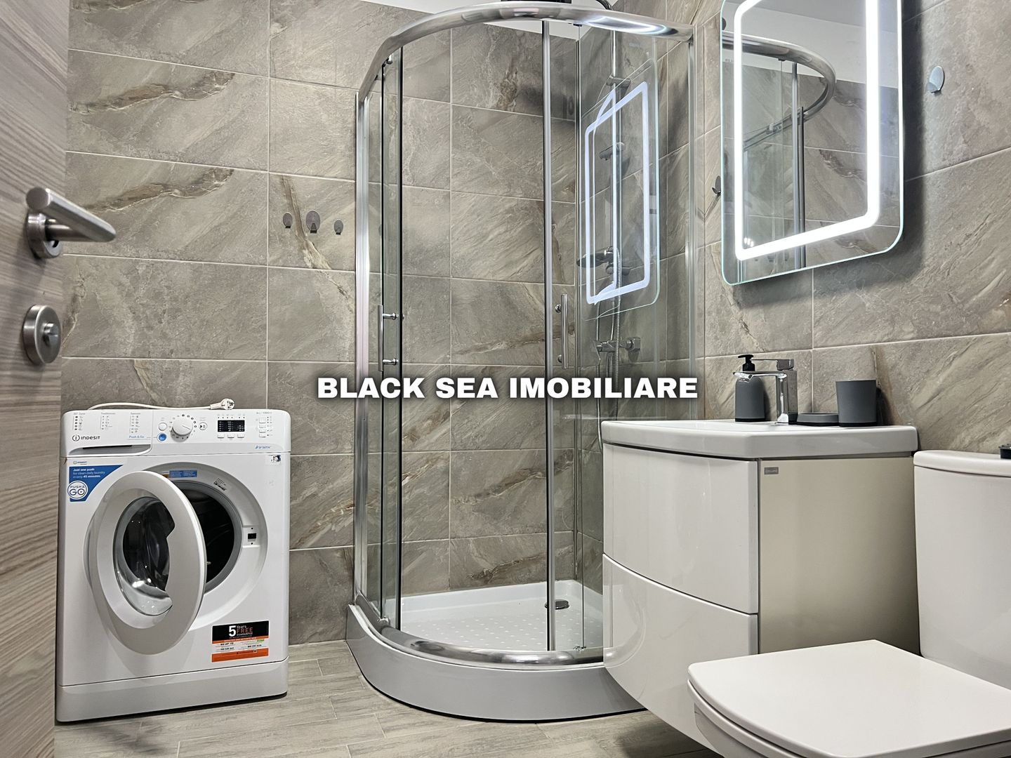 Apartament modern 2 camere in Alezzi Beach Resort Fitness & Spa - Poză 10