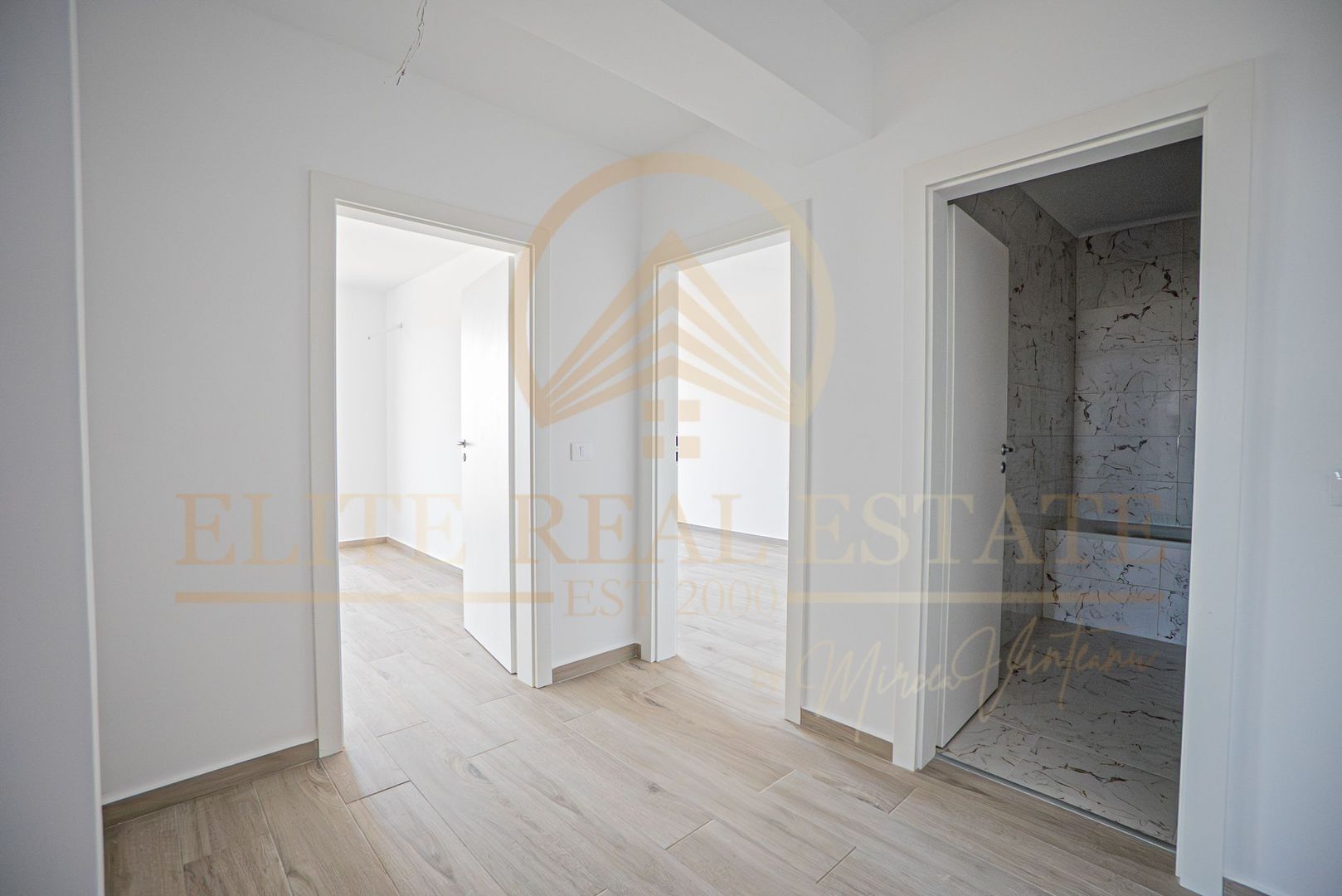 Apartament 3 camere - Bucatarie Separata - Poză 12