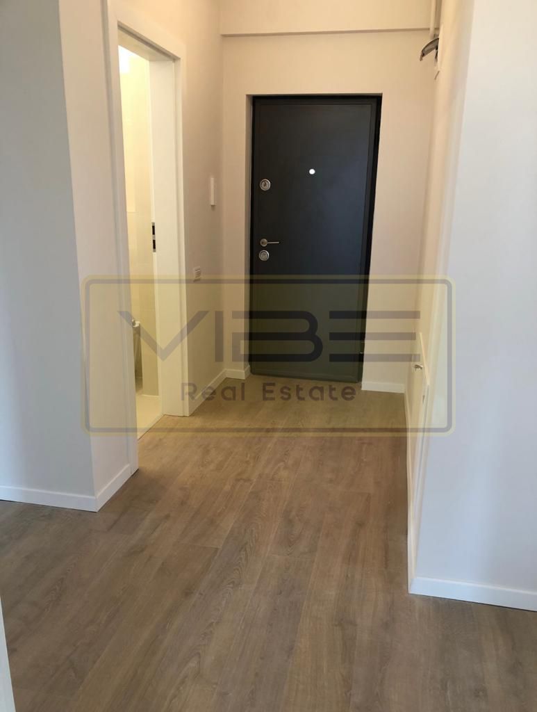 Apartament NOU 3 camere 2 bai, parcare privata zona  Copou - Poză 9