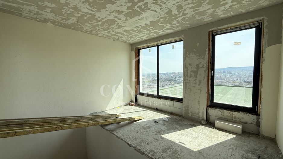 Casă generoasă cu panoramă și 256 mp terasă circulabilă - Poză 19