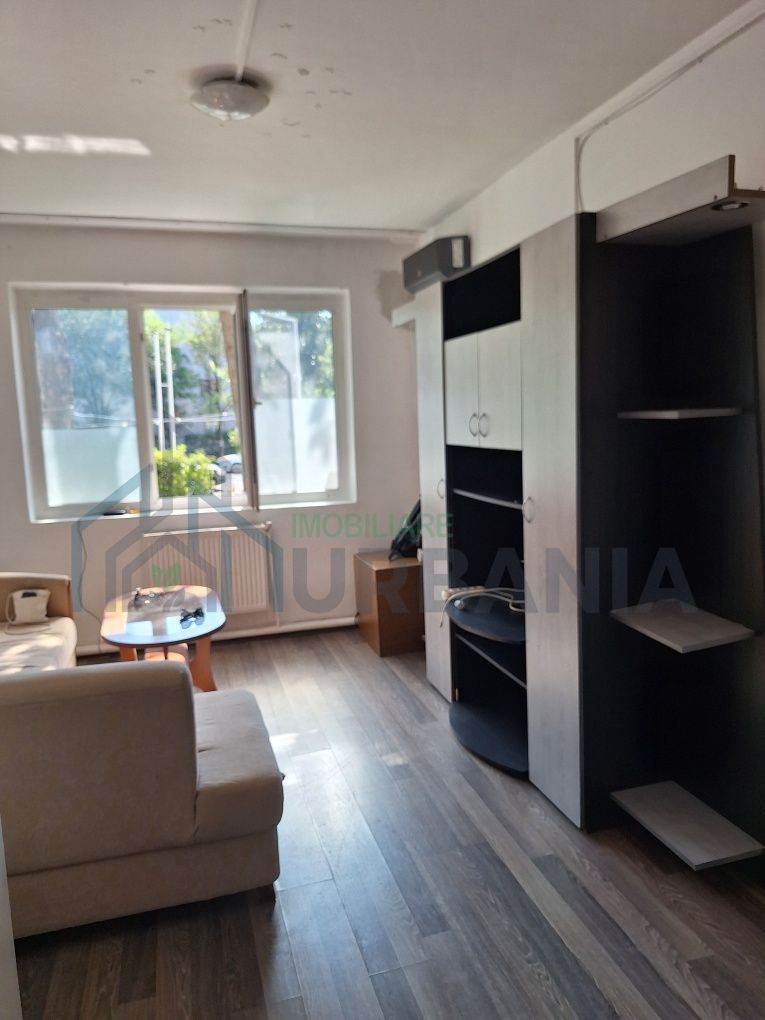 Garsonieră de închiriat în zona Tigarete, Alexandru cel Bun - Poză 1
