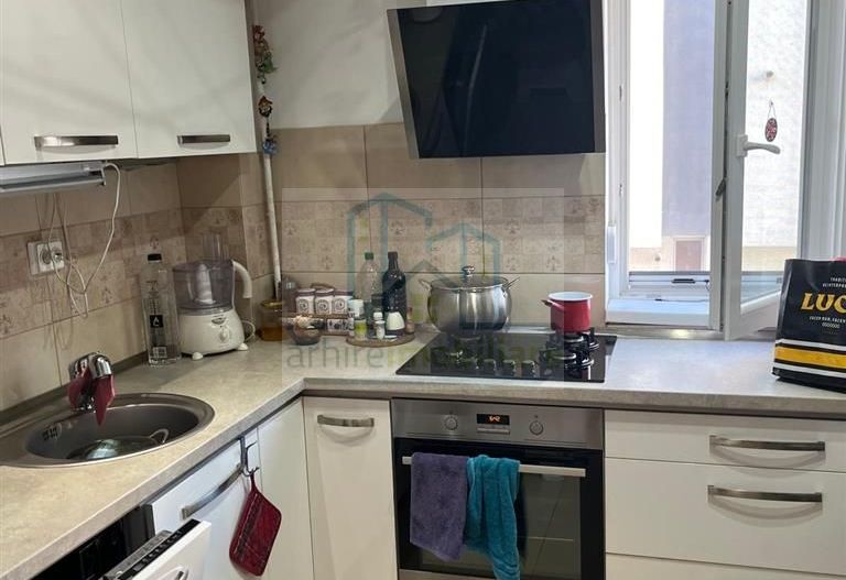 Apartament 3 camere decomandat et 1/4 2 bai loc de parcare inclus in pret - Poză 11