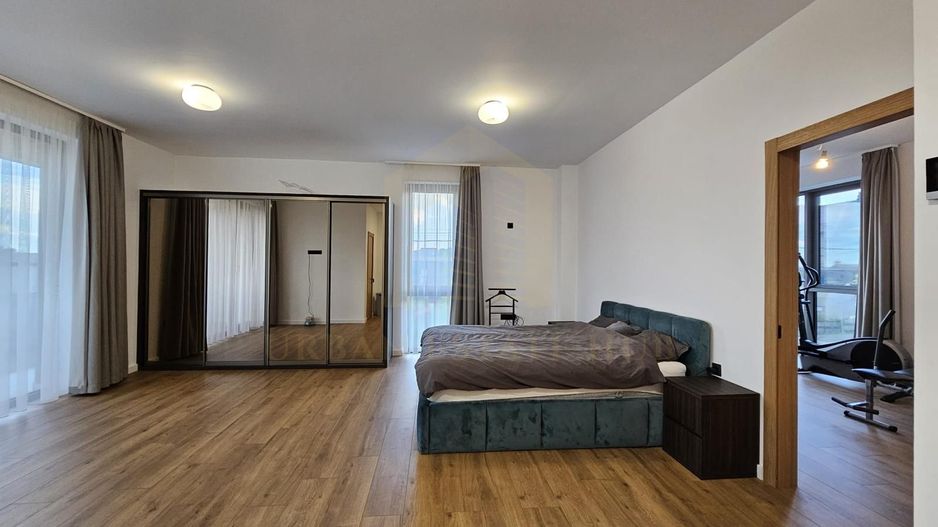Vanzare  cladire cu 2 apartamente,  600 mp, garaje subterane, Andrei Muresanu - Poză 9