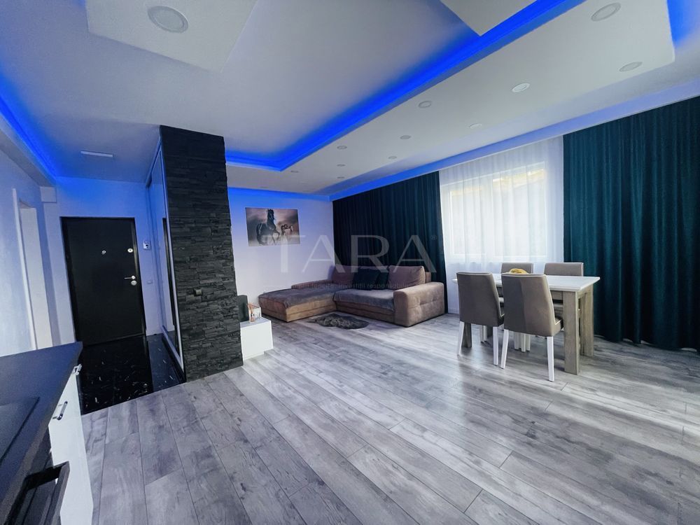 Apartament cu 2 camere de vanzare zona Vest - Poză 2