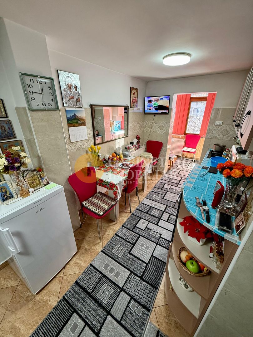 2 Camere Decomandat Renovat -  48 mp - Zona Dacia, Statia Bicaz - Poză 5