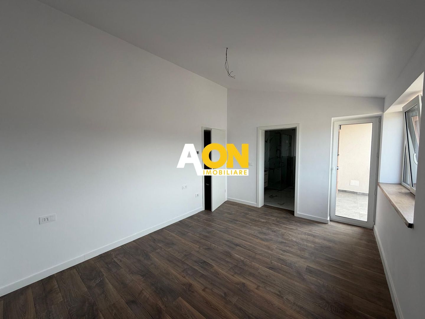 1/2 Duplex 4 Camere, 3 Bai, 2 Balcoane, 431mp Teren - Poză 17