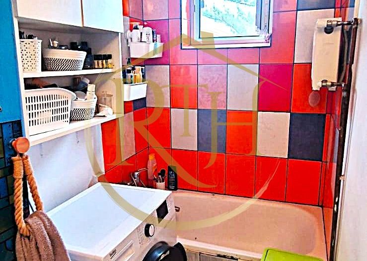 Vand apartament cu 4 camere in zona spitalul judetean,comision ,,0'' - Poză 19