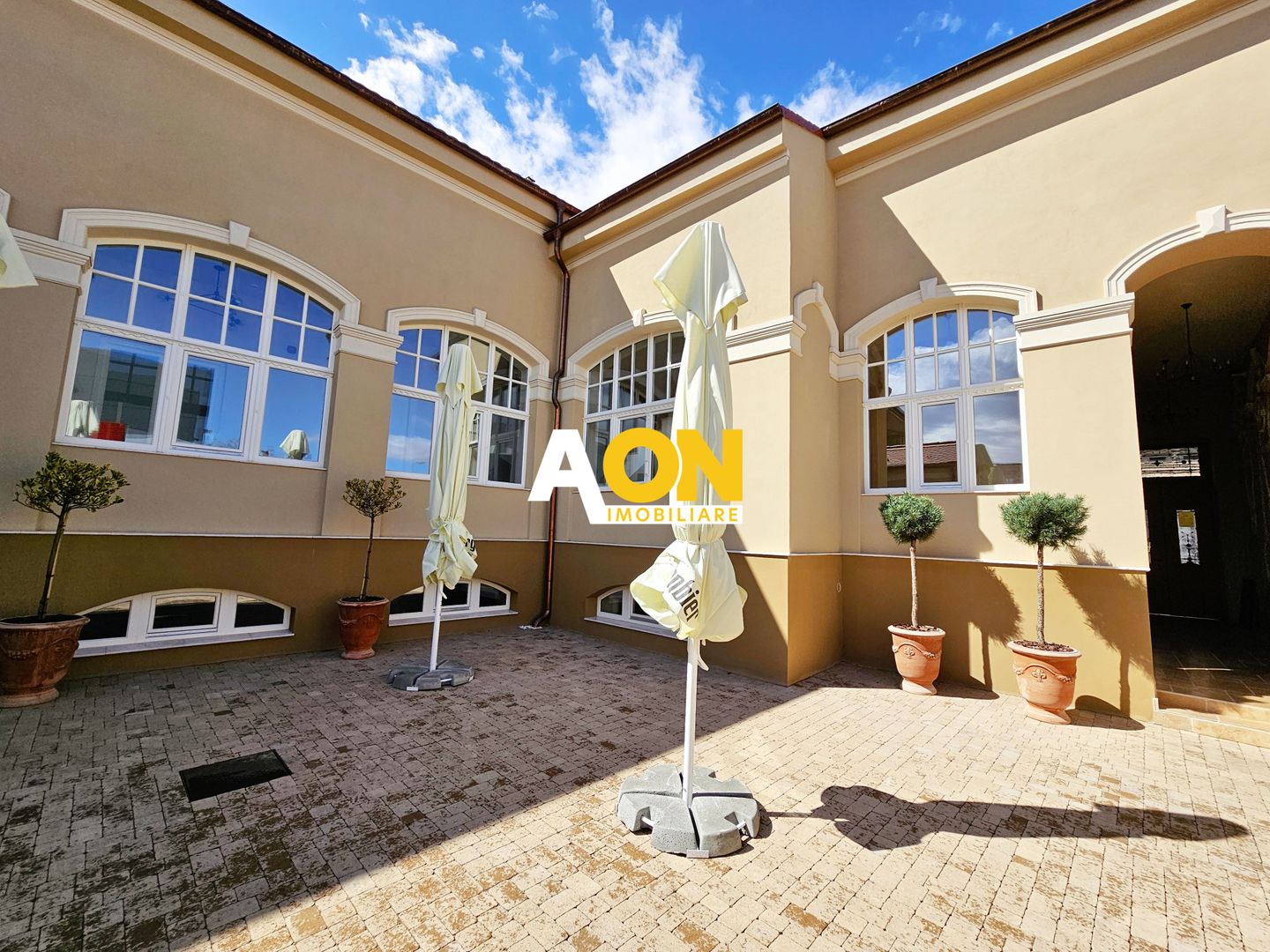 Spatiu de birouri,2 camere, ultracentral, 22 mp - Poză 5