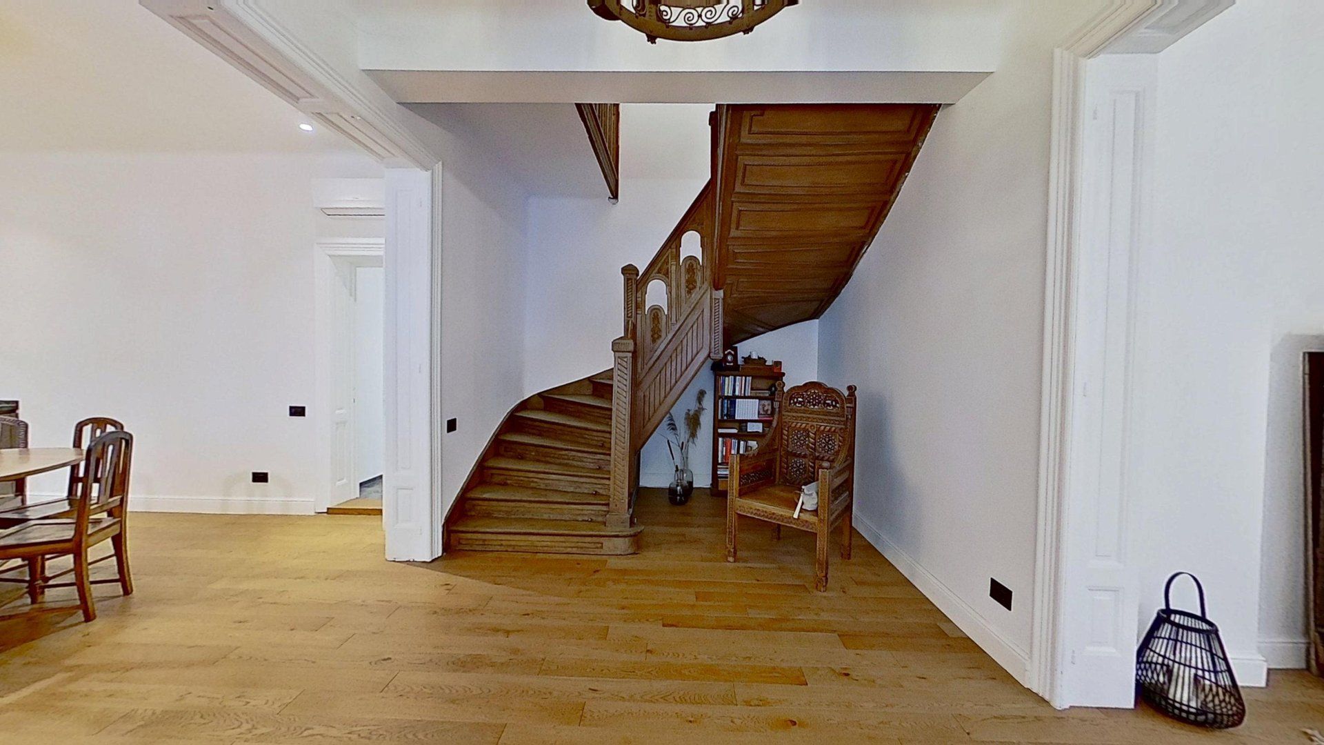 Apartament duplex interbelic, Arcul de Triumf - Poză 5