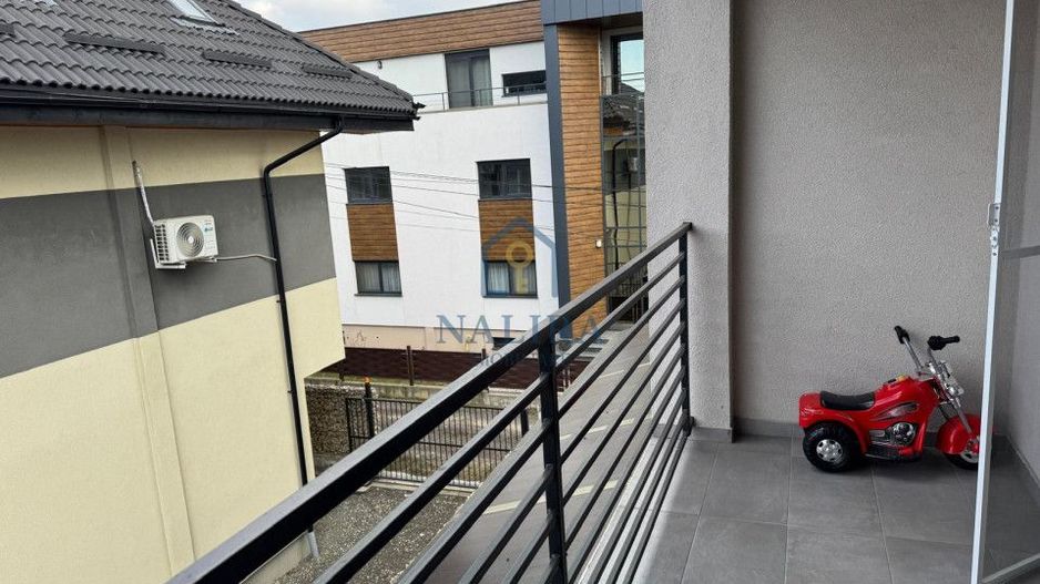 Apartament spatios de vanzare 3 camere Victoriei - Poză 12