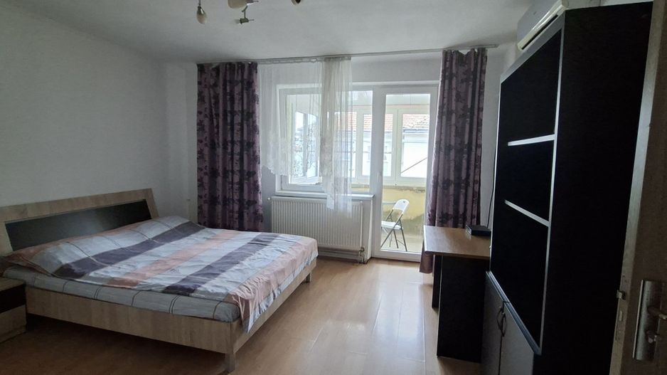 Apartament cu 2 camere - P-ta 700/Business Center - Poză 1