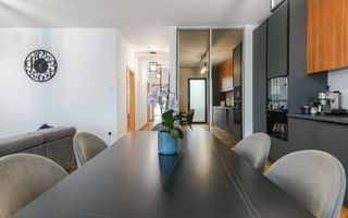 Apartament spatios 3 camere, 2 balcoane, 2 parcari, zona Iulius Mall! - Poză 4