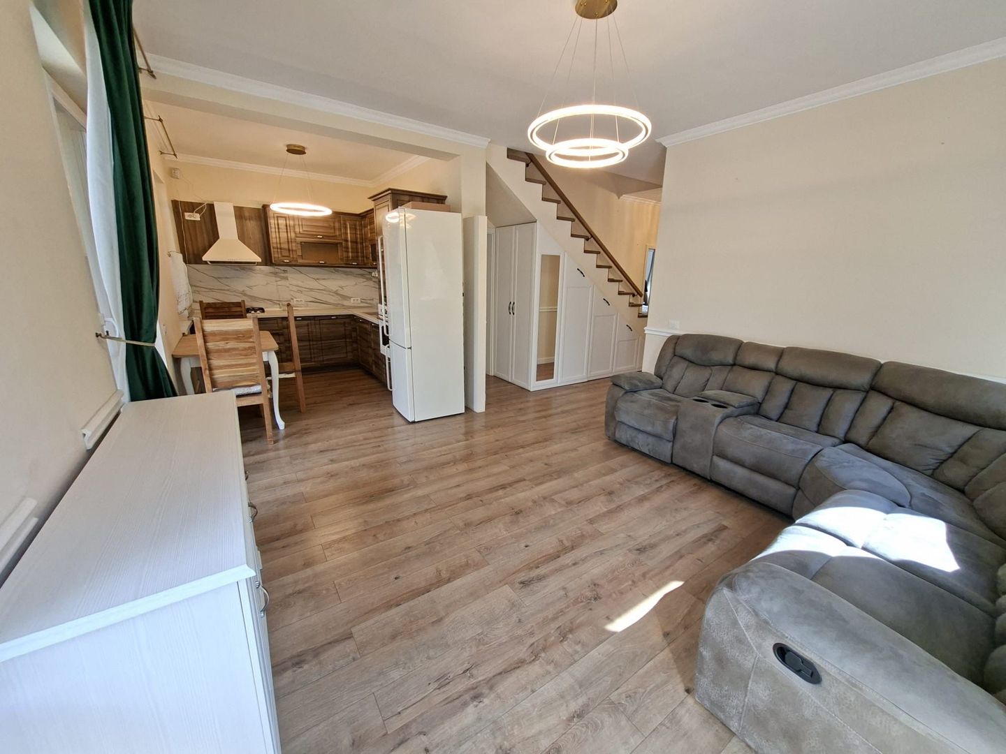 Duplex in Dumbravita cu camera pe parter - Poză 1