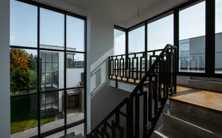VILA SUPERBĂ CU 4 DORMITOAARE ȘI PISCINA LA INCHIRIERE - Poză 33